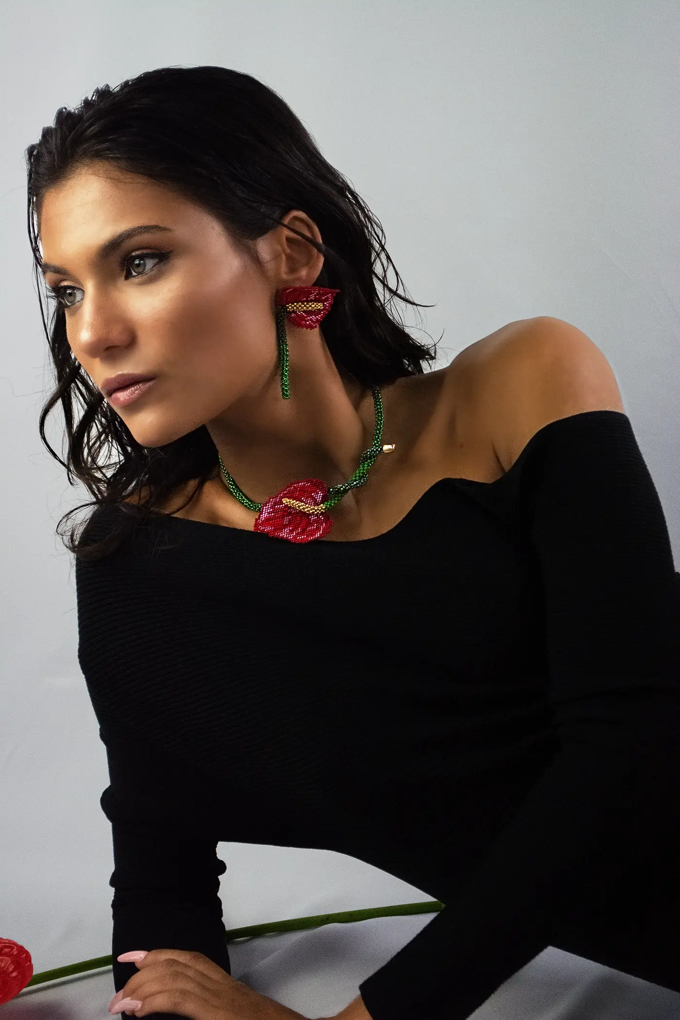 Girocollo Anthurium Modellabile